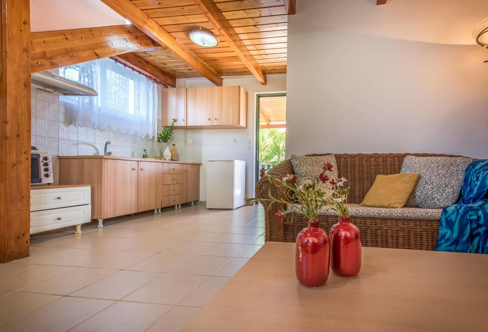 Lofos Soilis Aparthotel Трагаки Екстериор снимка