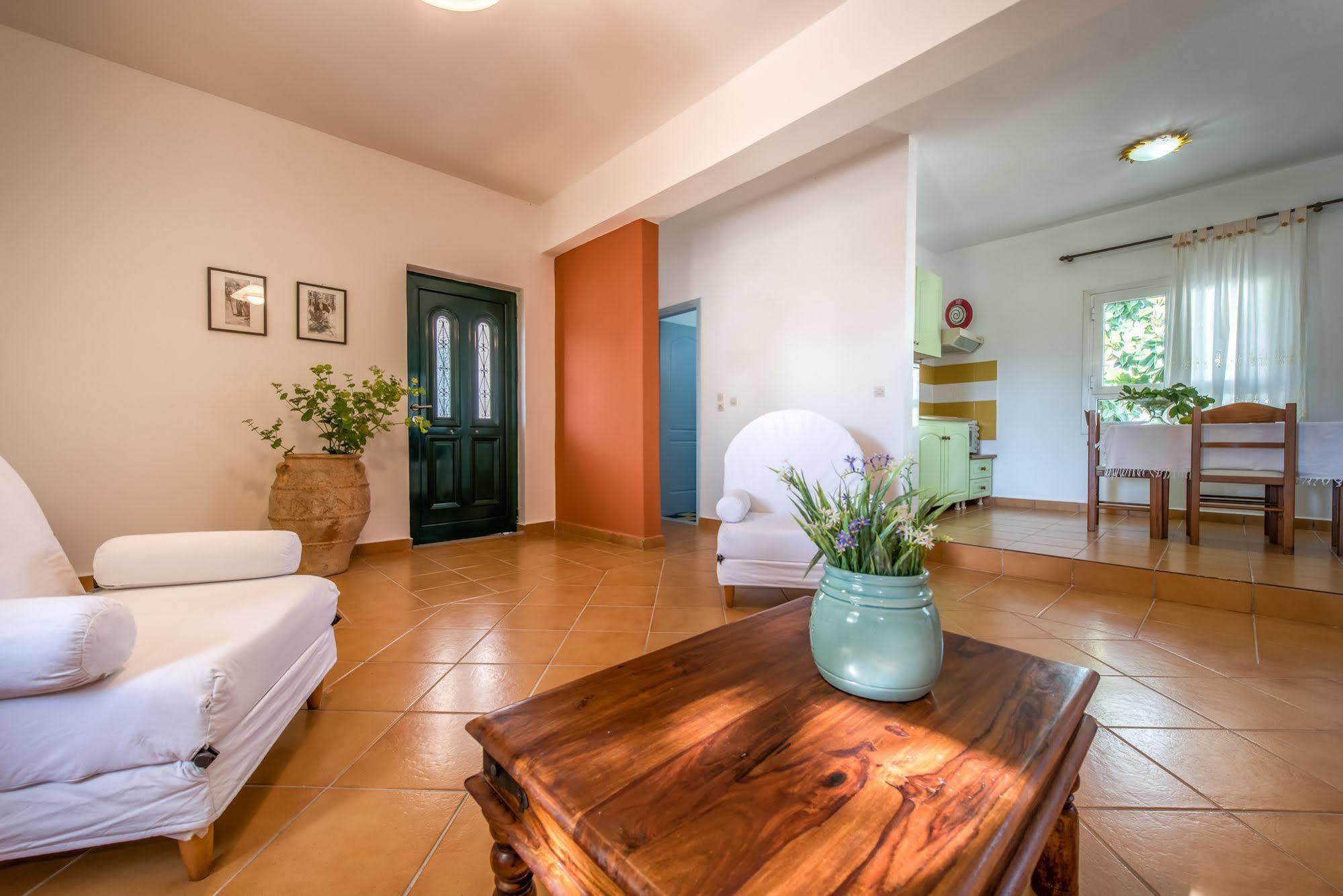 Lofos Soilis Aparthotel Трагаки Екстериор снимка