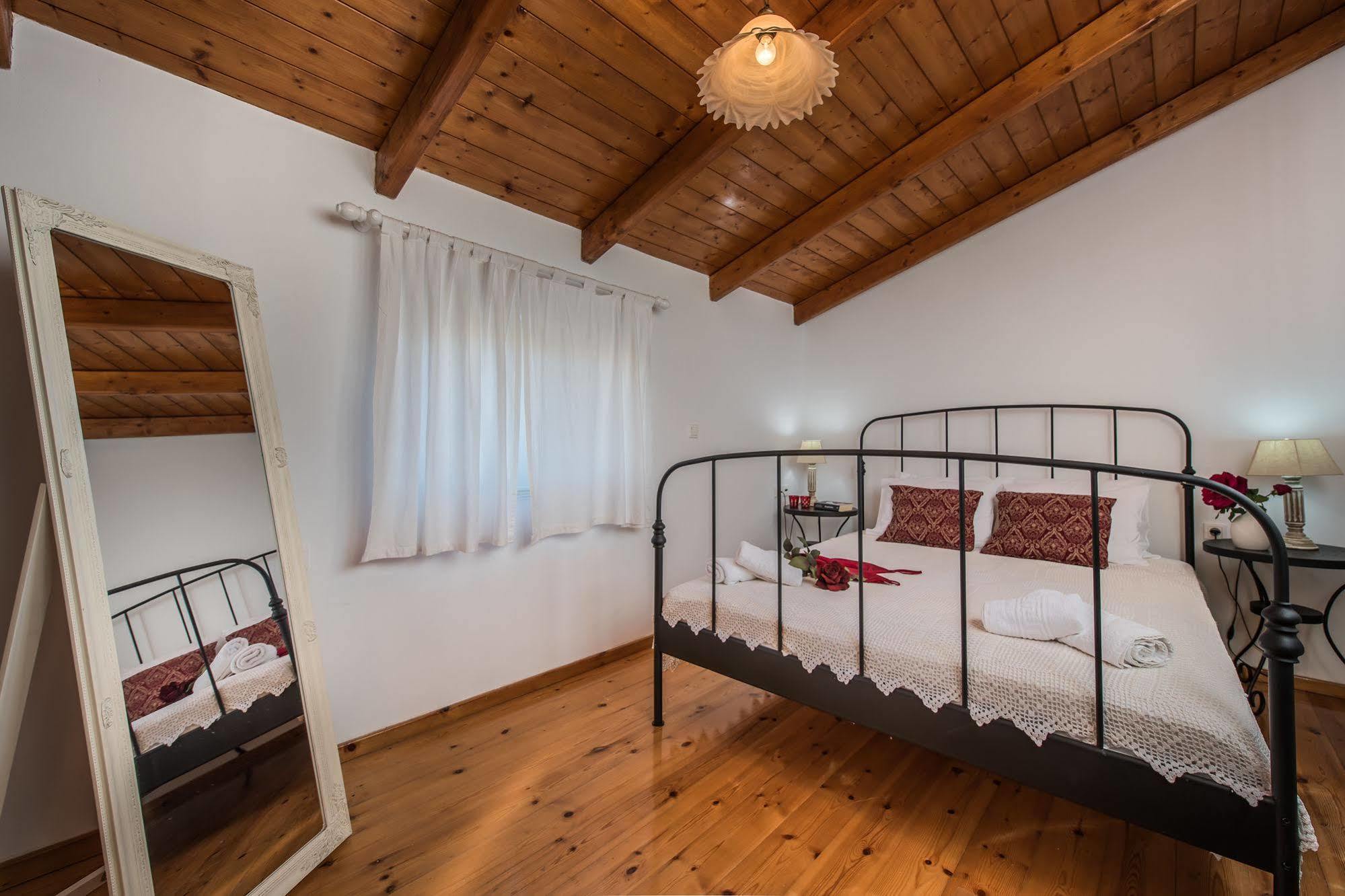 Lofos Soilis Aparthotel Трагаки Екстериор снимка